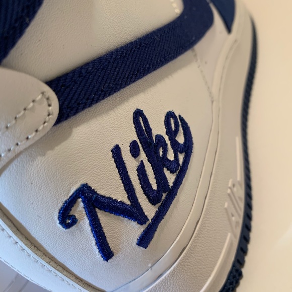 Sold - Picture 5 of 8